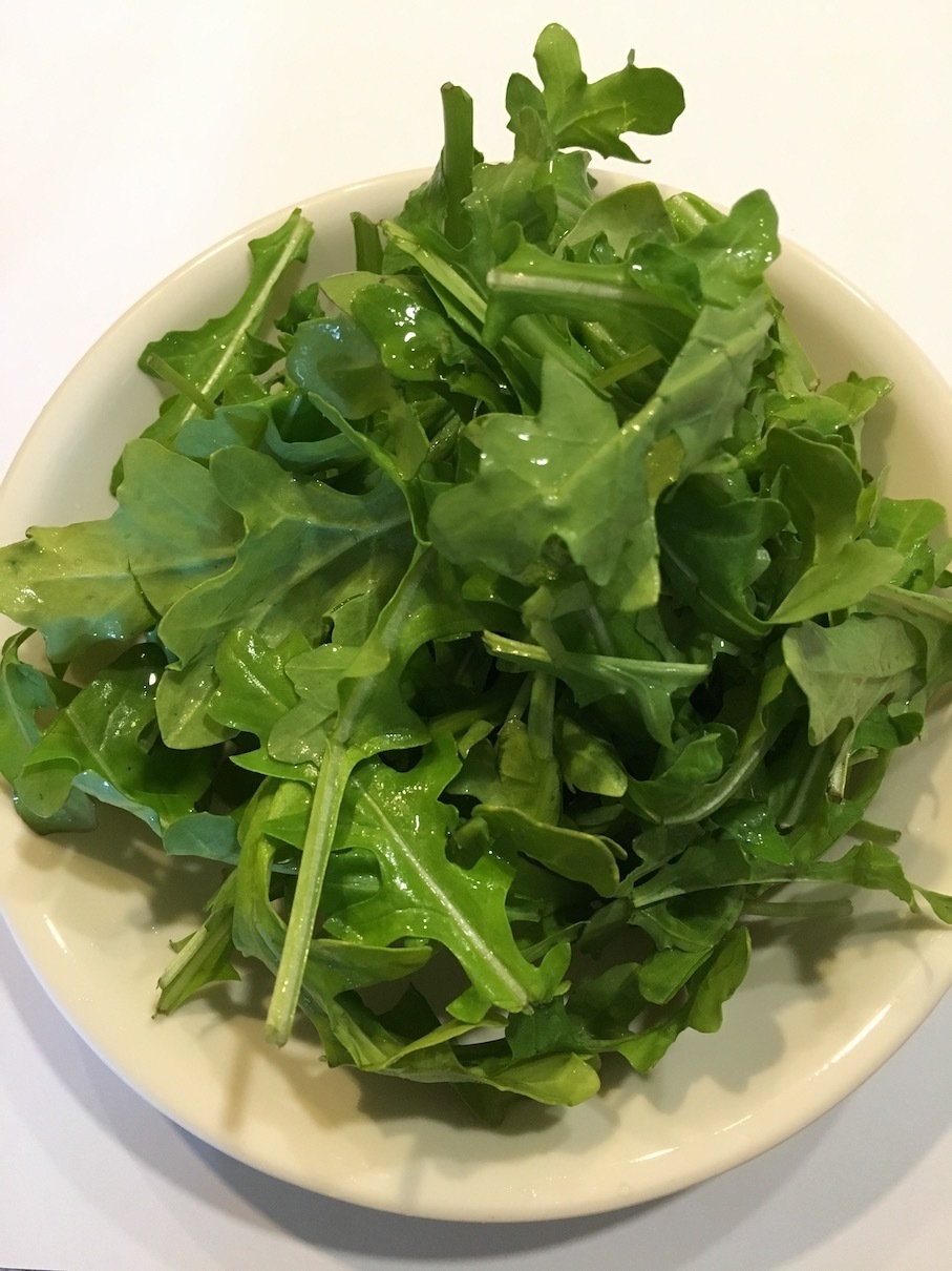 日本ではルッコラとして知られる 英語名はarugula 苦味のある美味しい野菜 アメリカ生活 日常系